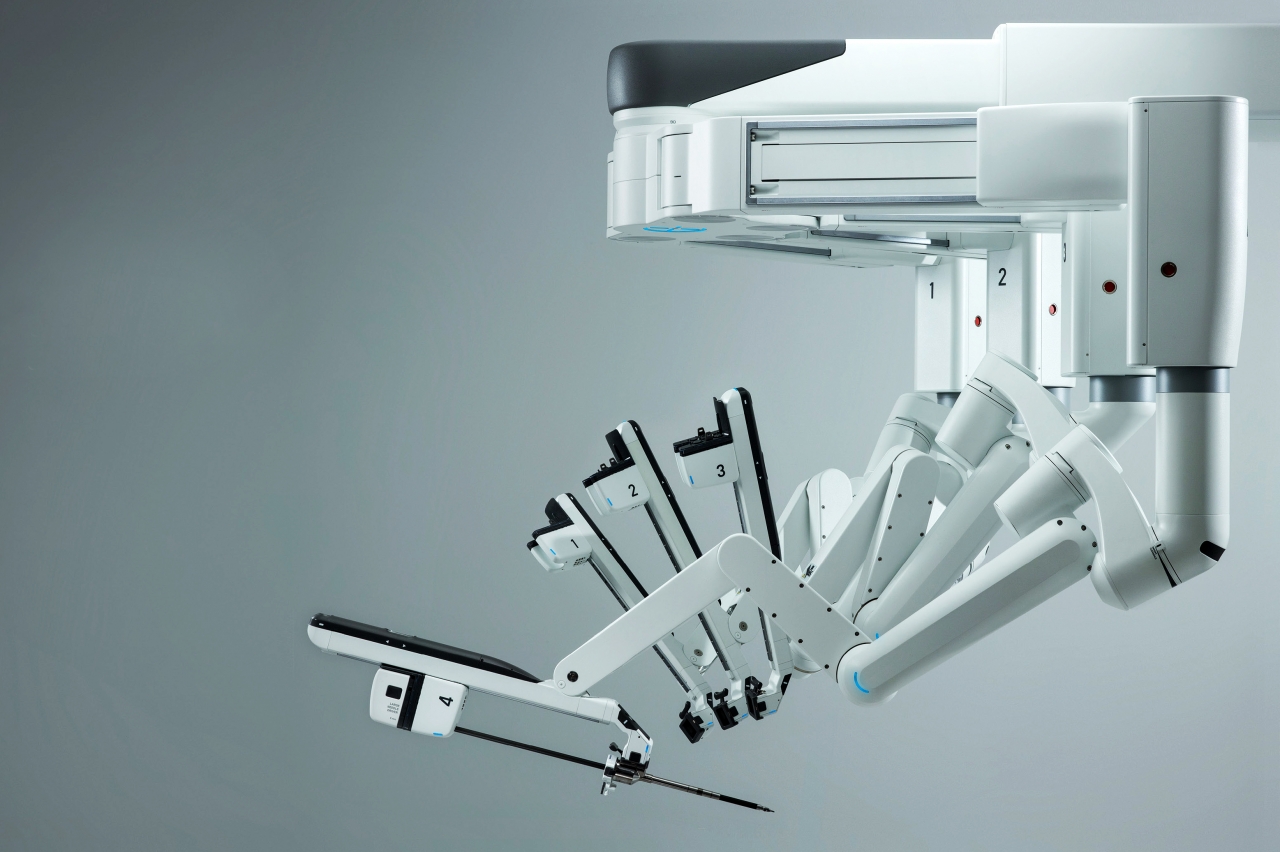 다빈치 수술 로봇(사진:Intuitive Surgical, Inc)