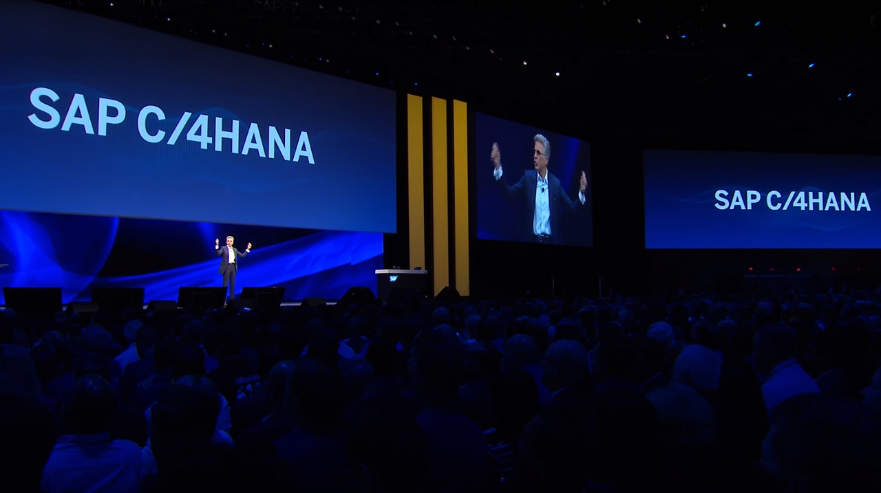 ‘SAP C/4HANA’를 발표하는 빌 맥더멋(Bill McDermott) SAP CEO(사진:SAP)