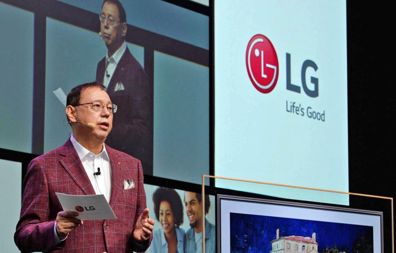 LG전자 CEO 조성진 부회장이 ‘IFA 2018’에서 기조연설(사진:LG전자)