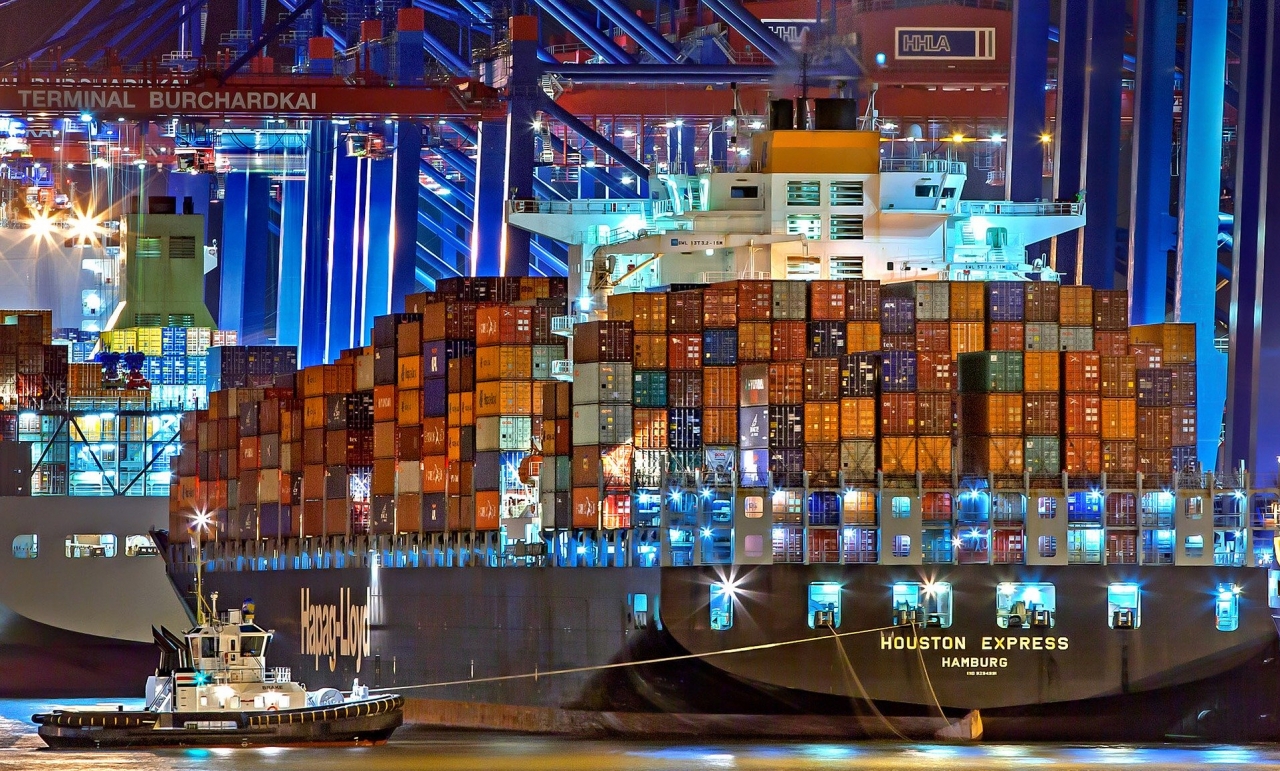 함부르크 항구 컨테이너 선박(사진:Pixabay)