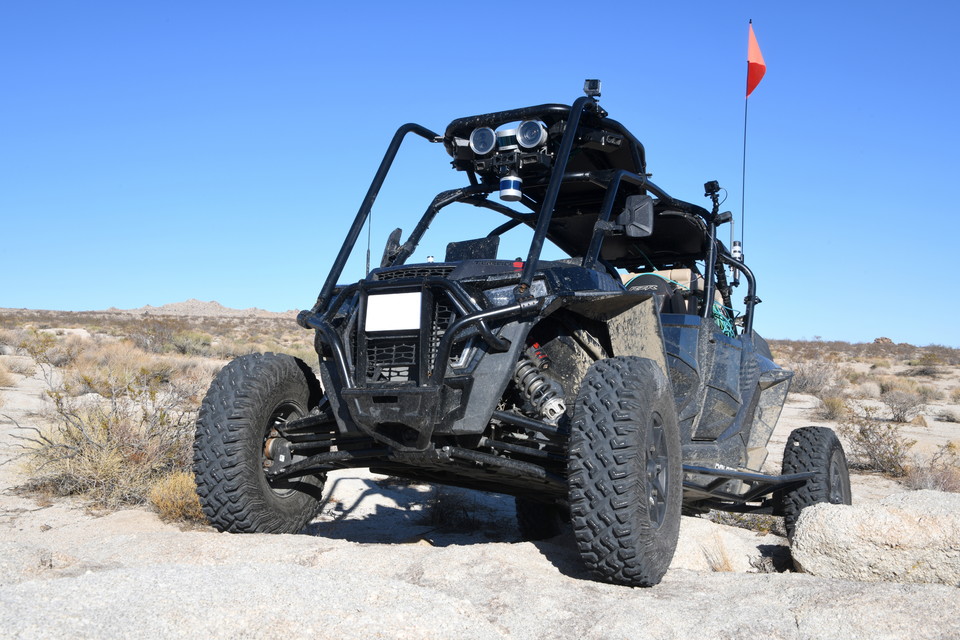 DARPA RACER 프로그램의 무인 지상 차량(UGV) 테스트 차량(사진:DARPA)