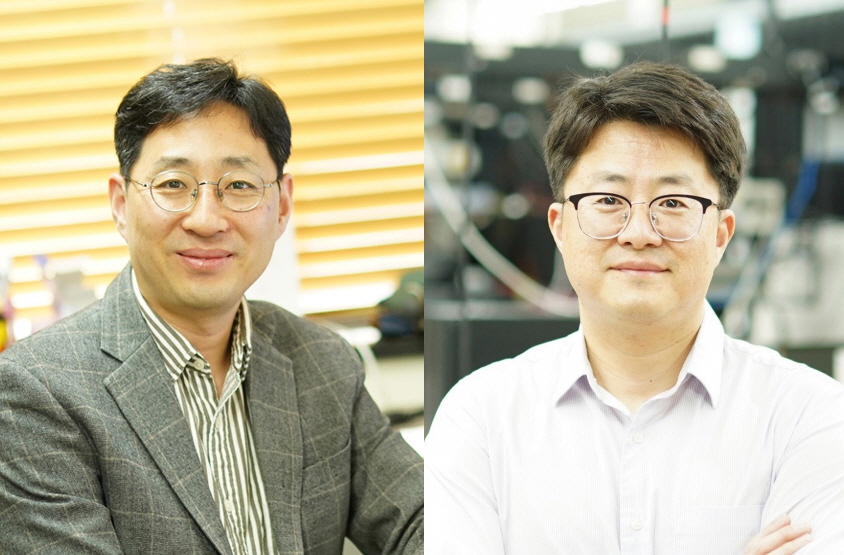 왼쪽부터 이승철 교수, 김철홍 교수