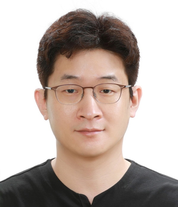 김지응 교수