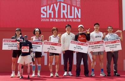 롯데이노베이트, ‘2026 롯데월드타워 스카이런’서 휴머노이드 로봇 ‘로이’ 투입… ‘피지컬 AI’ 현장 검증