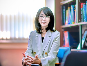 Myung-won Jeon, a professor of space exploration at Kyung Hee University, was selected for the Samsung Future Technology Promotion Project. - News Directory 3