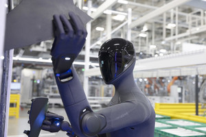 BMW, 휴머노이드 로봇 '피겨 03' 생산현장 투입…피지컬 AI 기반 스마트 공장 가속화